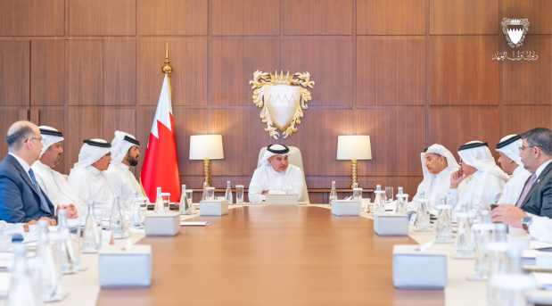 <p>His Royal Highness Prince Salman bin Hamad Al Khalifa, Crown Prince and Prime Minister, yesterday chaired a meeting of the Government Executive Committee.</p>
<p>Topics on developing labour market procedures, and initiatives related to enhancing the kingdom&rsquo;s electricity and water sector were reviewed.</p>